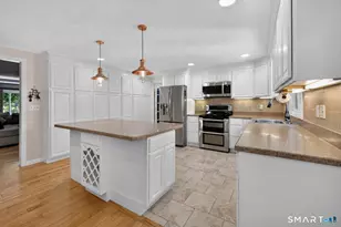 268 Woodland St, Glastonbury, CT 06073 - Photo 6