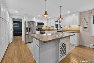 268 Woodland St, Glastonbury, CT 06073 - Photo 8