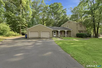 132 Laurel Street, South Windsor, CT 06074 - Photo 2