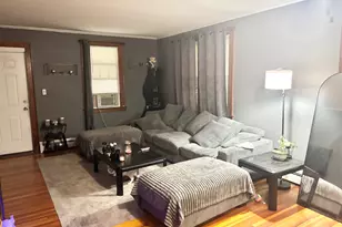 37 Irving St, Windsor, CT 06095 - Photo 2