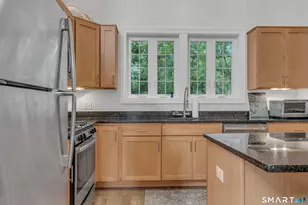 34 Copper Square Dr, Bethel, CT 06801 - Photo 8