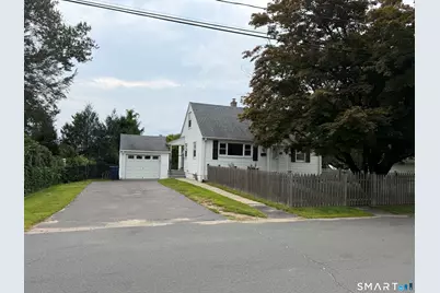 23 Leaf Avenue, Waterbury, CT 06705 - Photo 1