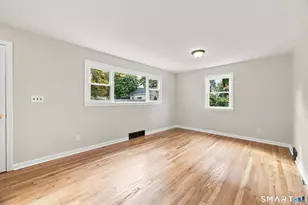 23 Leaf Ave, Waterbury, CT 06705 - Photo 4