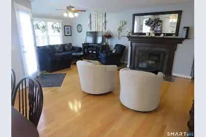32 Pickering Lane #32, Wethersfield, CT 06109 - Photo 4