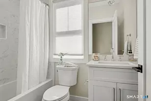 10 Argento Ln, Norwalk, CT 06851 - Photo 20