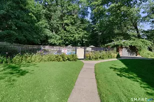 160 Fairfield Woods Rd, Fairfield, CT 06825 - Photo 30