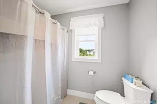 8 Mather Cir, Windsor Locks, CT 06096 - Photo 16