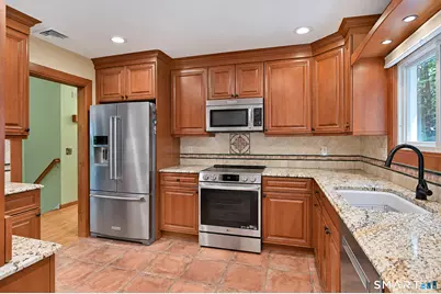 4 Frontier Lane, Danbury, CT 06810 - Photo 18
