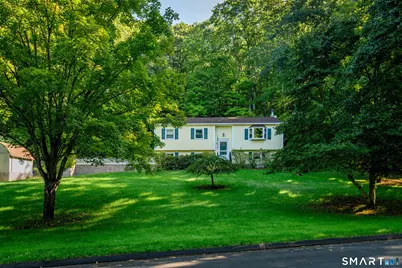 4 Frontier Lane, Danbury, CT 06810 - Photo 2