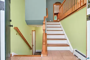 4 Frontier Ln, Danbury, CT 06810 - Photo 4