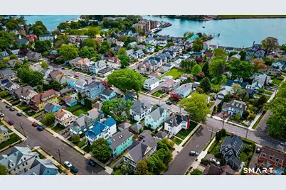 326 Grovers Avenue, Bridgeport, CT 06605 - Photo 2