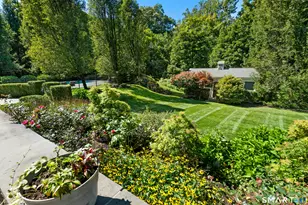 121 Cedar Ln, Ridgefield, CT 06877 - Photo 32