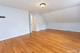 10 Colonial Dr, Simsbury, CT 06070 - Photo 22