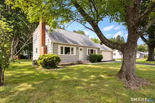 10 Colonial Dr, Simsbury, CT 06070 - Photo 2