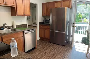 33 Central Ave, Milford, CT 06460 - Photo 16
