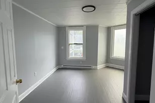 73 Waterville St, Waterbury, CT 06710 - Photo 6