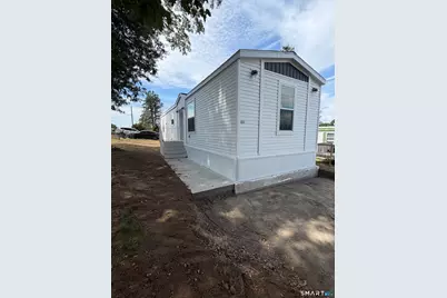 22 E Street, Groton, CT 06340 - Photo 1
