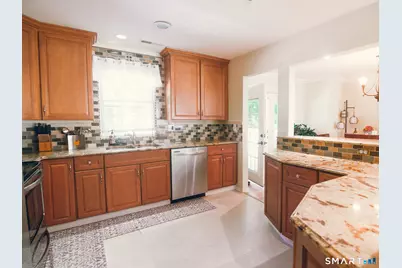 7 Rodline Road, Danbury, CT 06811 - Photo 16