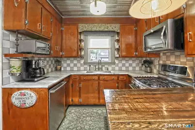 30 Lincoln Street, West Haven, CT 06516 - Photo 12