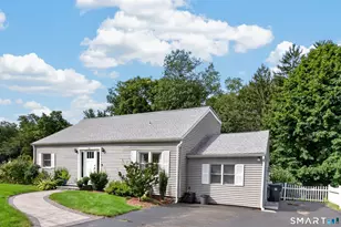 25 Windmill Hill Rd, Branford, CT 06405 - Photo 2