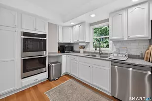 25 Windmill Hill Rd, Branford, CT 06405 - Photo 8