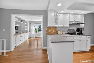 25 Windmill Hill Rd, Branford, CT 06405 - Photo 10