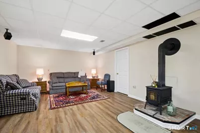 135 W King Street, Danbury, CT 06811 - Photo 30