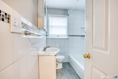 126 Pemberwick Road #Right Side, Greenwich, CT 06831 - Photo 14