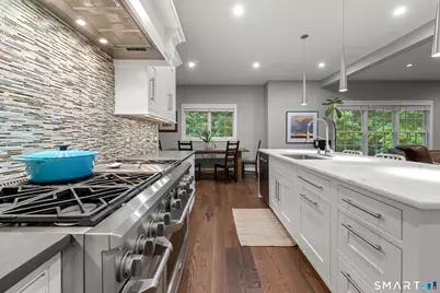 340 Valley Road #2, Greenwich, CT 06807 - Photo 8