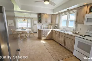 32 Riverdale Rd, Milford, CT 06460 - Photo 10