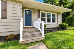 17 Riviera Terrace, Oxford, CT 06478 - Photo 4