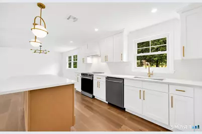 5 Butternut Drive, Bloomfield, CT 06002 - Photo 6
