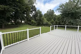 5 Butternut Dr, Bloomfield, CT 06002 - Photo 34