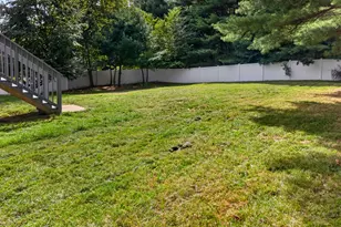 846A Vauxhall Street Ext., Waterford, CT 06385 - Photo 2