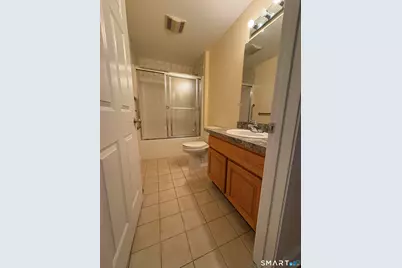 162 Thistle Pond Drive #162, Bloomfield, CT 06002 - Photo 10