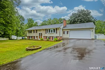 31 Jewel Street, Enfield, CT 06082 - Photo 2