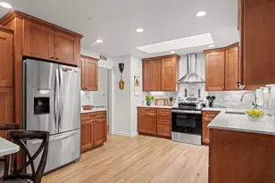 16 Brookhill Ln, Norwalk, CT 06851 - Photo 8