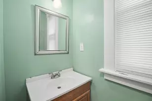 172 Chatham St, New Haven, CT 06513 - Photo 12