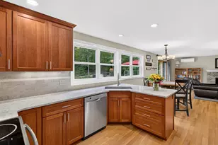3 Marian Ln, Clinton, CT 06413 - Photo 8