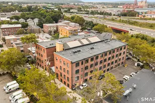 43 Chestnut St, New Haven, CT 06511 - Photo 2