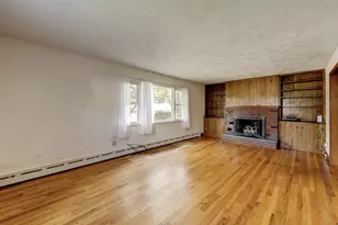 222 Maplewood Ave, Torrington, CT 06790 - Photo 10