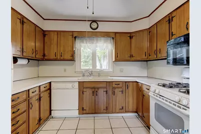222 Maplewood Avenue, Torrington, CT 06790 - Photo 18