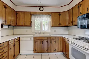 222 Maplewood Ave, Torrington, CT 06790 - Photo 18