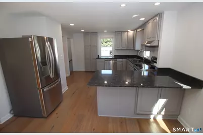112 Pratt Street, Glastonbury, CT 06033 - Photo 10