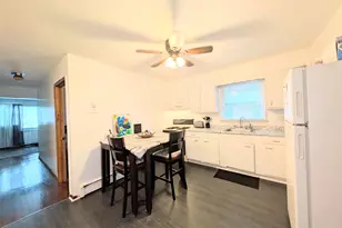 102 Lenox Ave, Bridgeport, CT 06605 - Photo 12