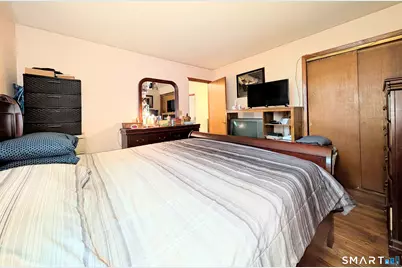 102 Lenox Avenue, Bridgeport, CT 06605 - Photo 14