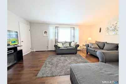 102 Lenox Avenue, Bridgeport, CT 06605 - Photo 10