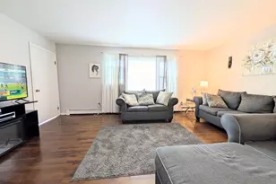 102 Lenox Ave, Bridgeport, CT 06605 - Photo 10