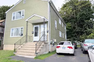 102 Lenox Ave, Bridgeport, CT 06605 - Photo 2