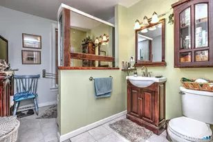 11 William St, Ansonia, CT 06401 - Photo 32